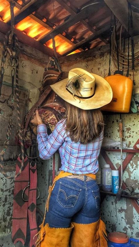 Cowgirl Ass Porn Videos 